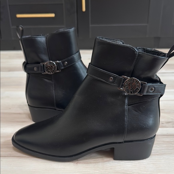Anne Klein Shoes - Anne Klein Catriona Black Ankle Booties 6.5M Low Heel Side Zip NWOT